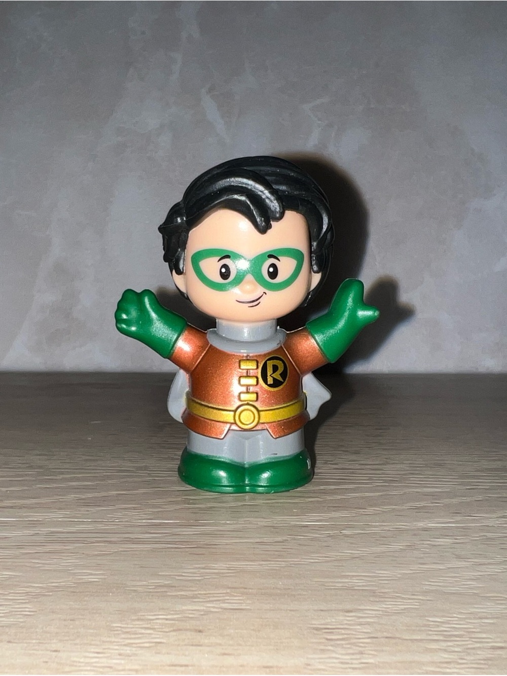 Fisher-Price Little People DC Super Friends Robin Figure (2020) | 3/$20